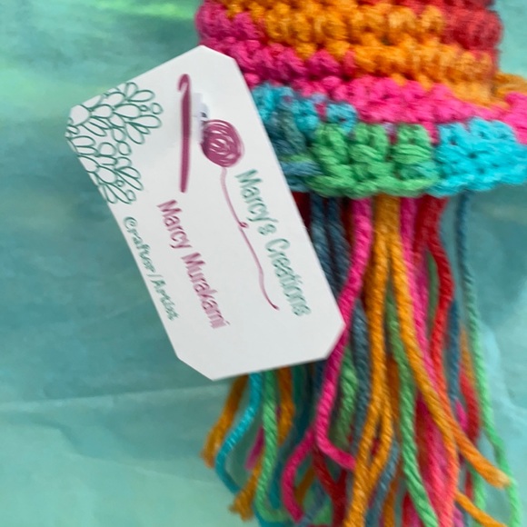 Jellyfish keychain or any type of decoration. Handcrafted with love ❤️ - Picture 3 of 3